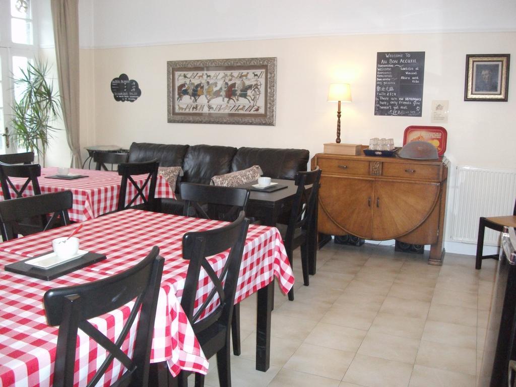 Au Bon Accueil Bed and Breakfast Saint-Marcan Værelse billede